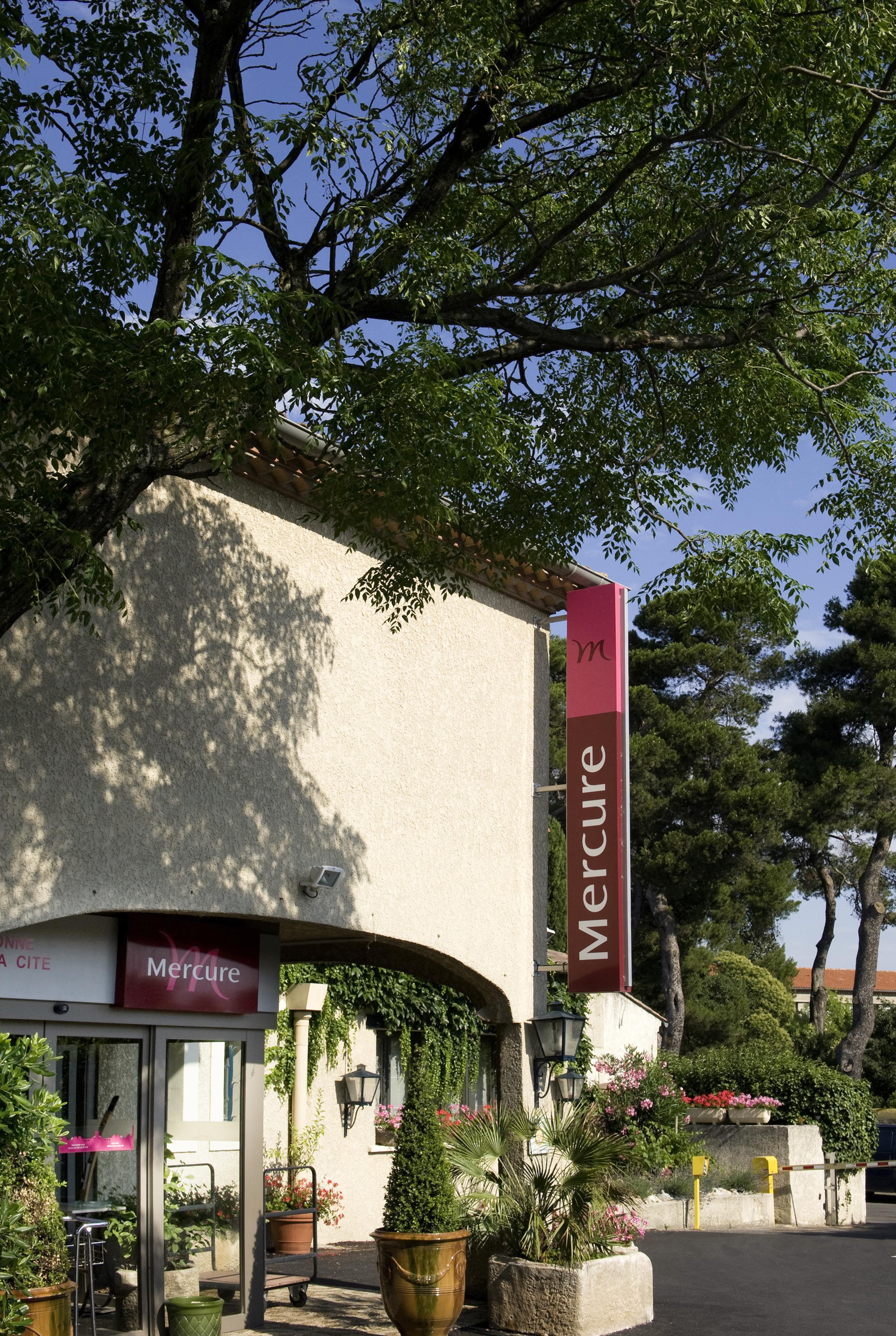 Mercure Carcassonne La Cite Exterior photo